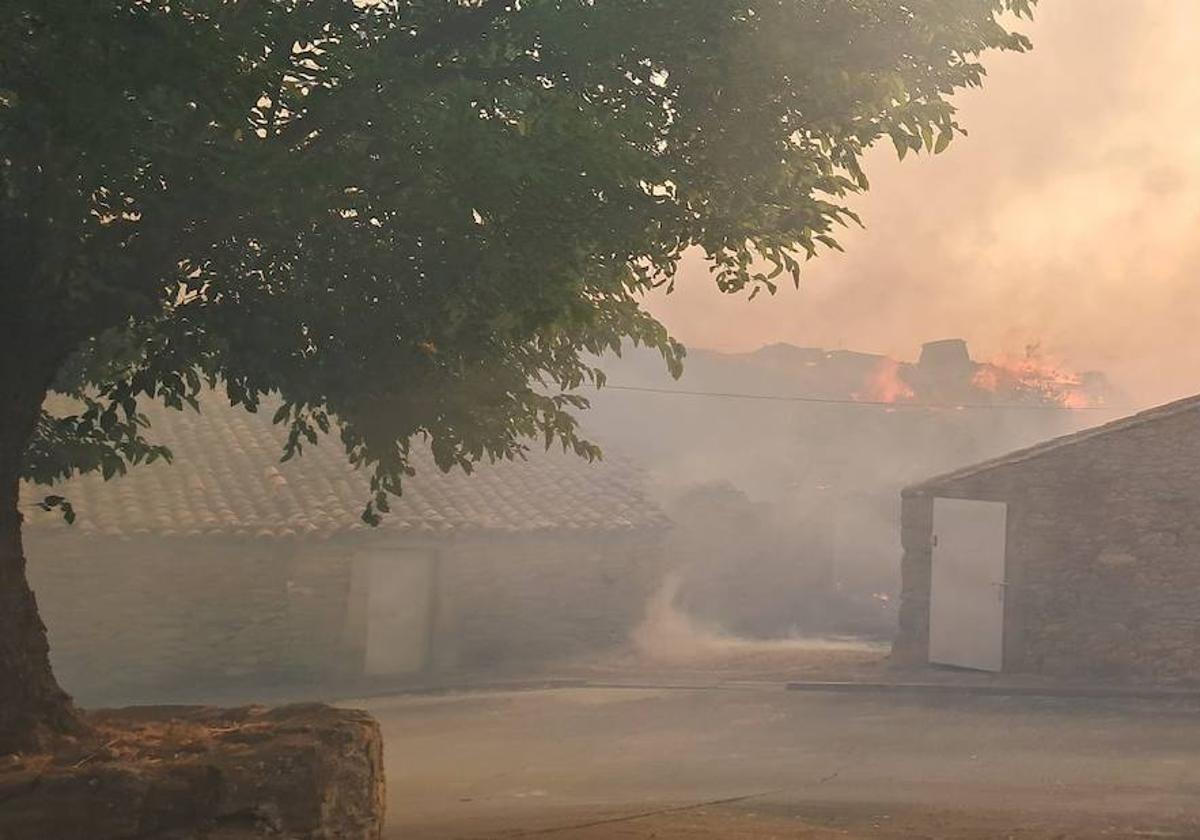Imagen del incendio de Cipérez.